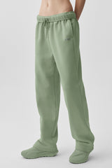 Accolade Straight Leg Sweatpant - Dune Grass