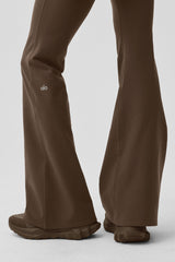 Airbrush Low-Rise Flare Legging (Regular) - Espresso