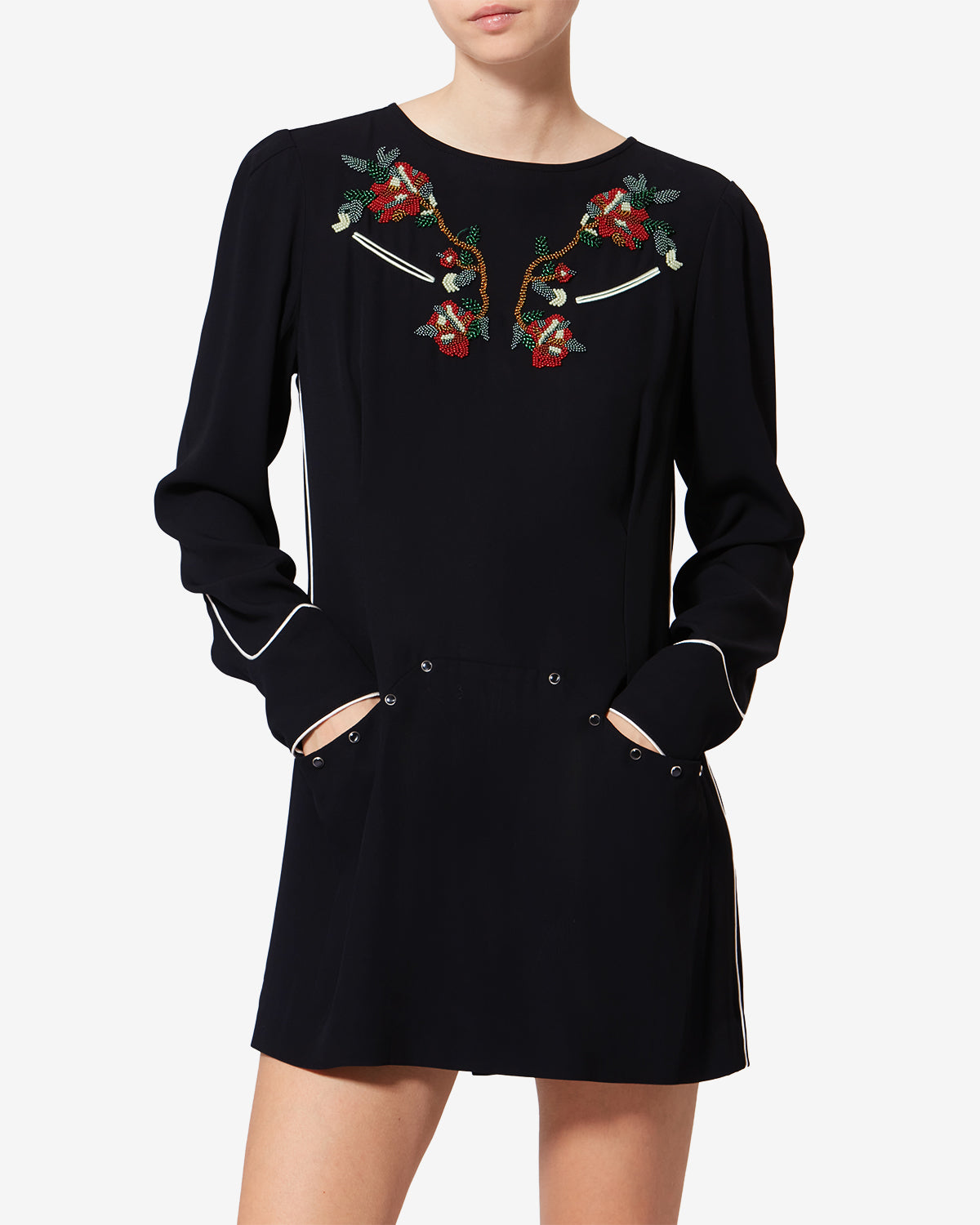 ROBE YOUMA
