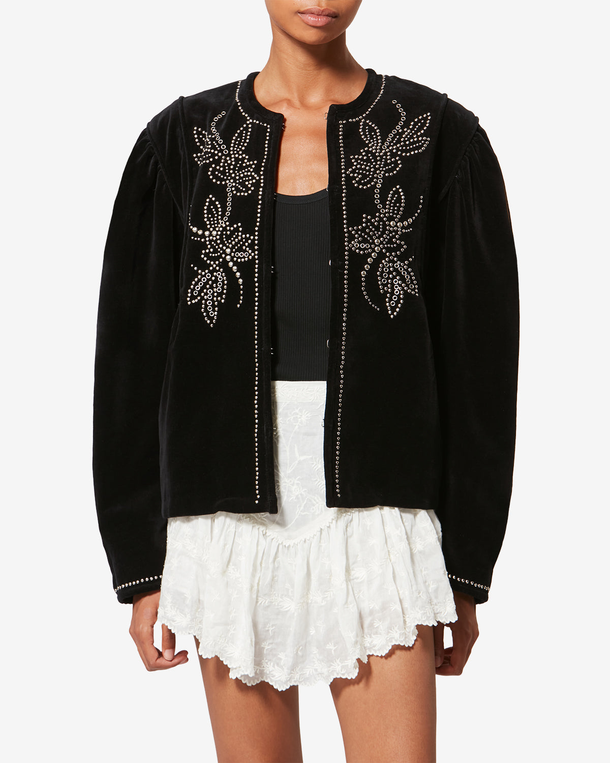 VESTE PIETRA