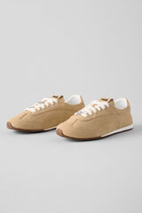 ALO Sunset Sneaker + Jisoo - Caramel Cream